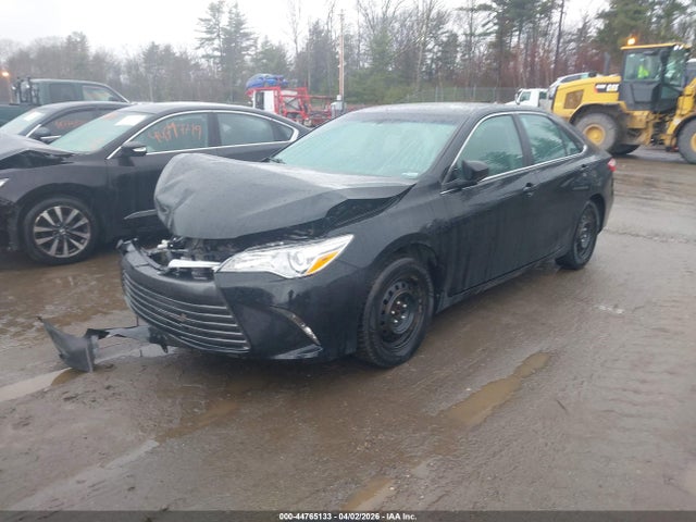 Toyota CAMRY LE 2017 4T1BF1FK3HU729132 Image 2