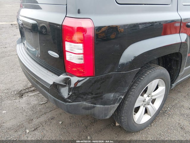 44765135 :رقم المزاد ، 1C4NJRFBXCD570214 vin ، 2012 Jeep Patriot Latitude مزاد بيع
