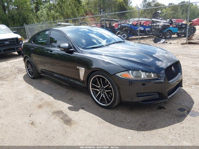 2015 JAGUAR XF SAJWA0F74F8U76324