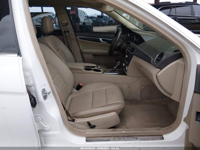 44765161 :رقم المزاد ، WDDGF4HB3DR273872 vin ، 2013 Mercedes-benz C 250 Sport مزاد بيع