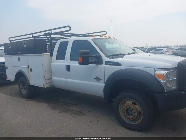 Ford F-550 Chassis Xl 2016 1FD0X5HT4GEA85473 Image 13