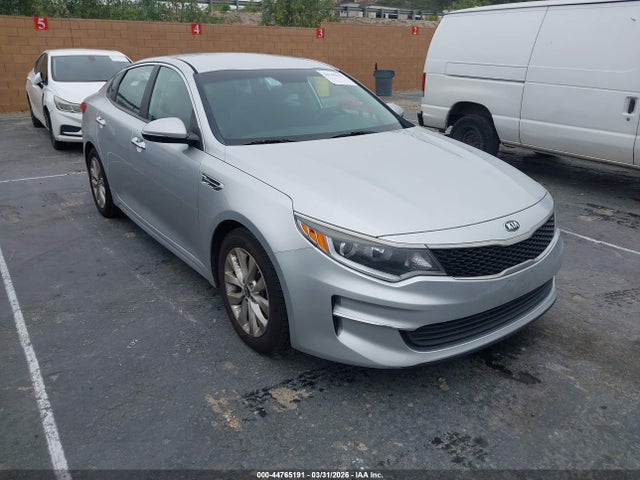 2016 KIA OPTIMA 5XXGT4L33GG018326