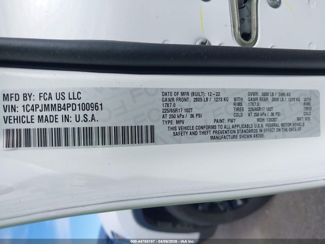 2023 Jeep Cherokee Altitude Lux 4x4 მანქანა იყიდება აუქციონზე, vin: 1C4PJMMB4PD100961, აუქციონის ნომერი: 44765197