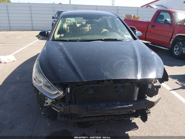 Продажа на аукционе авто 2018 Hyundai Sonata Se, vin: 5NPE24AF7JH671812, номер лота: 44765211