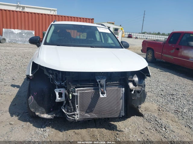 Продаж на аукціоні авто 2024 Volkswagen Taos 1.5t S, vin: 3VV5X7B21RM082860, номер лоту: 44765256