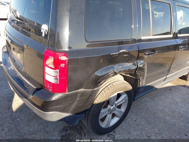 44765255 :رقم المزاد ، 1C4NJPBB5CD548471 vin ، 2012 Jeep Patriot Sport مزاد بيع