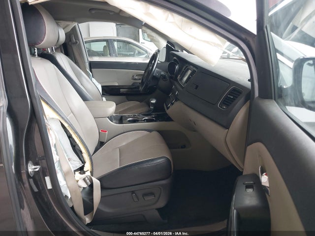 2019 Kia Sedona Sx მანქანა იყიდება აუქციონზე, vin: KNDMC5C13K6551078, აუქციონის ნომერი: 44765277