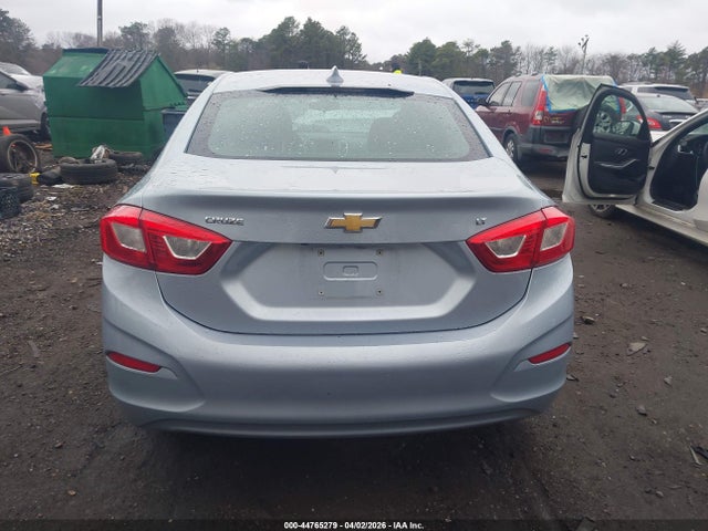 44765279 :رقم المزاد ، 1G1BE5SM5H7120430 vin ، 2017 Chevrolet Cruze Lt Auto مزاد بيع