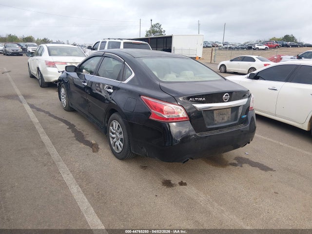 2013 Nissan Altima 2.5 S მანქანა იყიდება აუქციონზე, vin: 1N4AL3AP0DN448567, აუქციონის ნომერი: 44765280