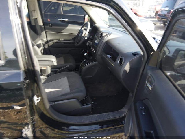 2017 JEEP PATRIOT 1C4NJPBB4HD202354 Photo 4