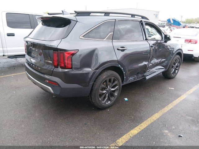 KIA SORENTO EX 2021 5XYRHDLFXMG068801 Image 4
