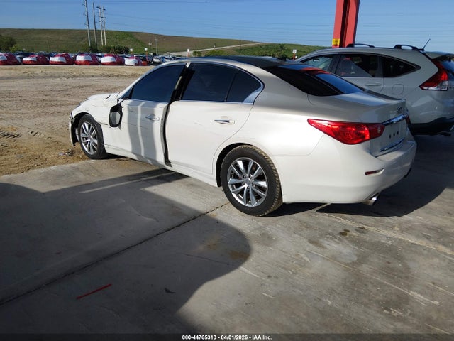 2016 Infiniti Q50 3.0t Premium მანქანა იყიდება აუქციონზე, vin: JN1EV7AP1GM300390, აუქციონის ნომერი: 44765313