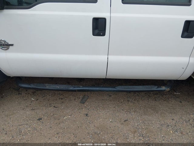 Ford F-550 Chassis Xl 2016 1FD0W5HT1GEC61978 Image 13