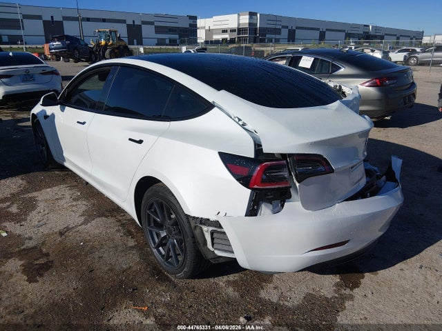 Tesla Model 3 Rear-wheel Drive 2023 5YJ3E1EAXPF409396 Image 3