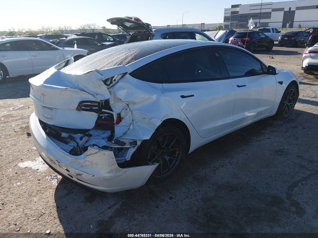 Tesla Model 3 Rear-wheel Drive 2023 5YJ3E1EAXPF409396 Image 4