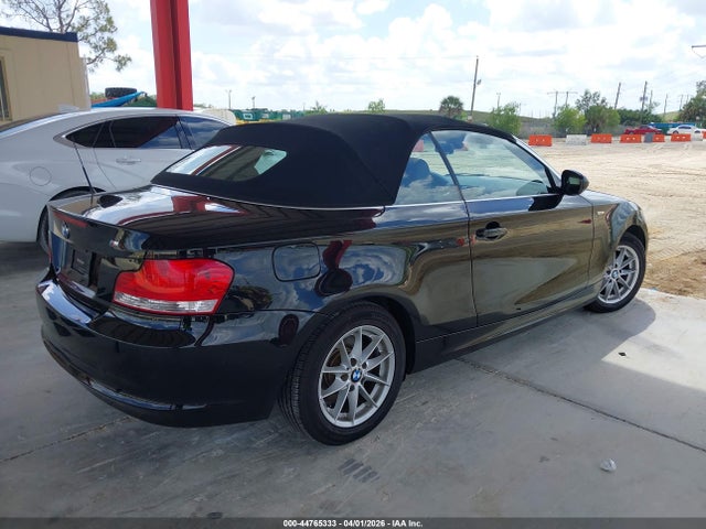 44765333 :رقم المزاد ، WBAUN1C5XBVH77999 vin ، 2011 Bmw 128i مزاد بيع