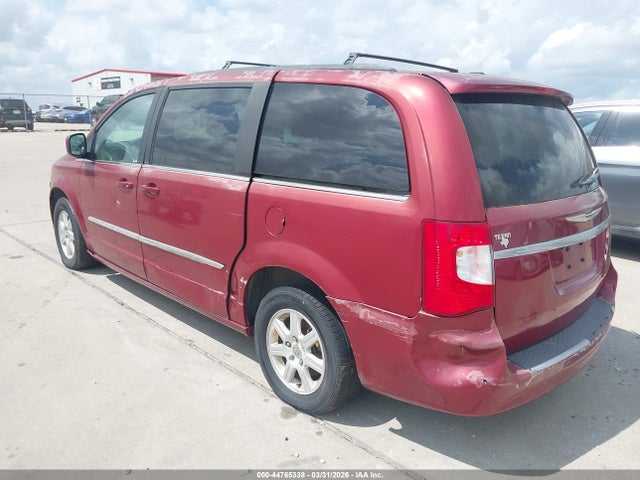 2013 CHRYSLER TOWN & COUNTRY 2C4RC1BG3DR656591 Photo 2