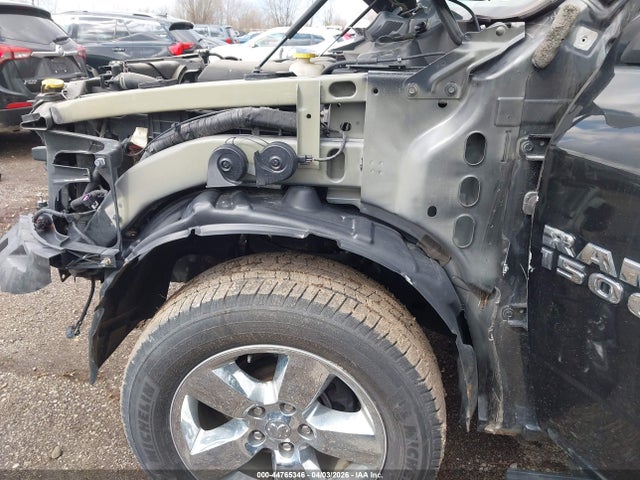 44765346 :رقم المزاد ، 1C6RR7GG2JS311418 vin ، 2018 Ram 1500 مزاد بيع