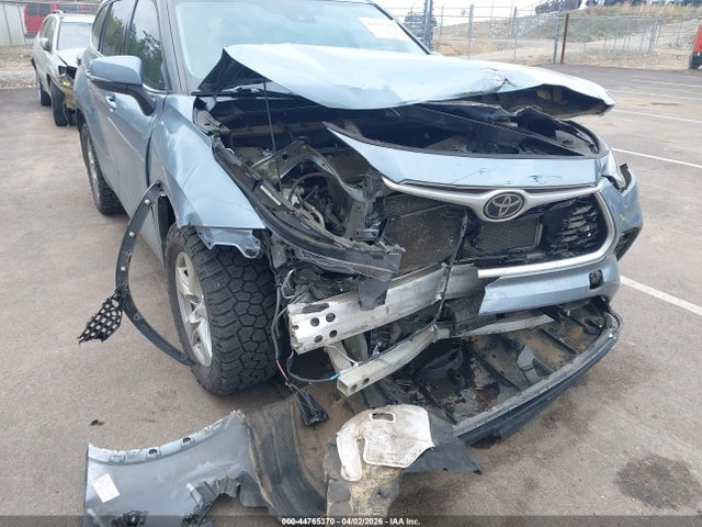 5TDBZRBH0NS224461 Toyota Highlander Le