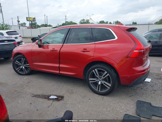 2019 Volvo Xc60 T5 Momentum მანქანა იყიდება აუქციონზე, vin: LYV102DK5KB176334, აუქციონის ნომერი: 44765372