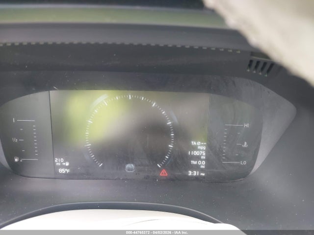 2019 Volvo Xc60 T5 Momentum მანქანა იყიდება აუქციონზე, vin: LYV102DK5KB176334, აუქციონის ნომერი: 44765372