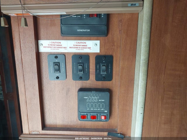44765382 :رقم المزاد ، 1UJCJ0BU4D1LM0083 vin ، 2013 Jayco Eagle مزاد بيع