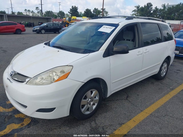 2008 TOYOTA SIENNA 5TDZK23C18S134060 Photo 1