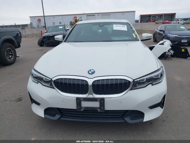 44765466 :رقم المزاد ، WBA5R7C59KFH16312 vin ، 2019 Bmw 330i Xdrive مزاد بيع
