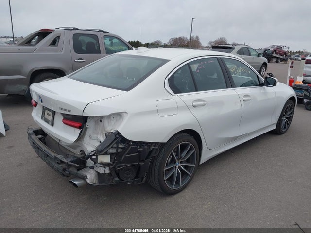 44765466 :رقم المزاد ، WBA5R7C59KFH16312 vin ، 2019 Bmw 330i Xdrive مزاد بيع