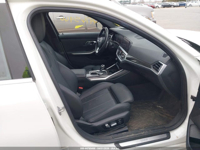 44765466 :رقم المزاد ، WBA5R7C59KFH16312 vin ، 2019 Bmw 330i Xdrive مزاد بيع