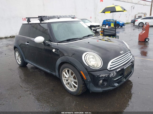2013 MINI HARDTOP WMWSU3C56DT678145