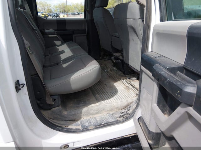 1FT8W3BT5HED17748 Ford F-350 Xl