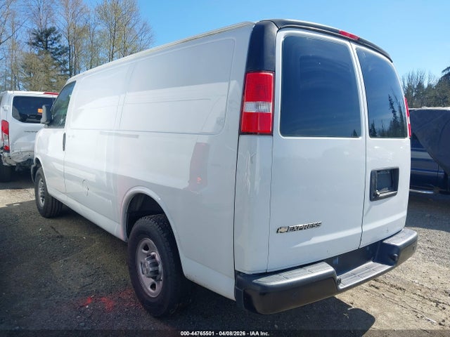 Chevrolet Express 2500 Work Van 2019 1GCWGAFP8K1335309 Image 3