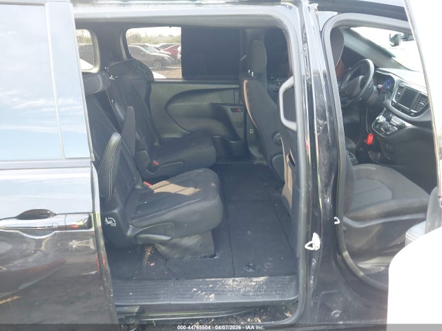 Продажа на аукционе авто 2020 Chrysler Pacifica Touring, vin: 2C4RC1FG6LR192883, номер лота: 44765504
