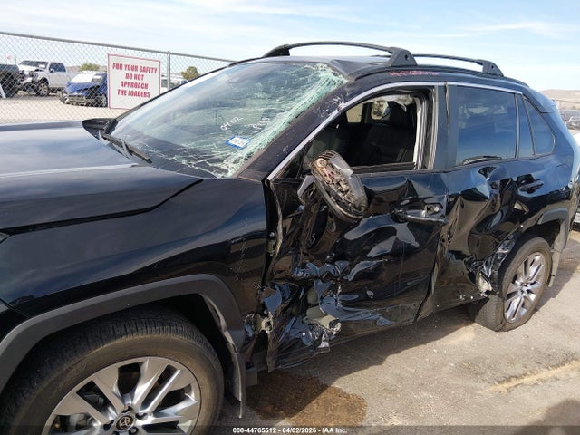 2T3C1RFV7PC246052 Toyota Rav4 Xle Premium