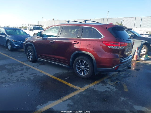 5TDJZRFH0JS906238 Toyota Highlander Xle