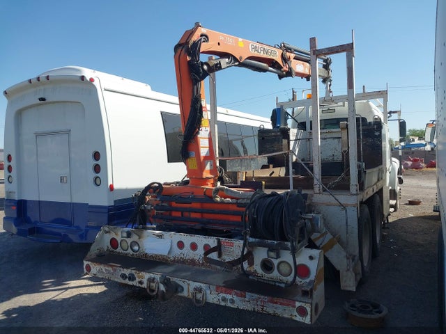 Продажа на аукционе авто 2006 Freightliner M2 106 Heavy Duty, vin: 1FVAC2CS96HV97782, номер лота: 44765532