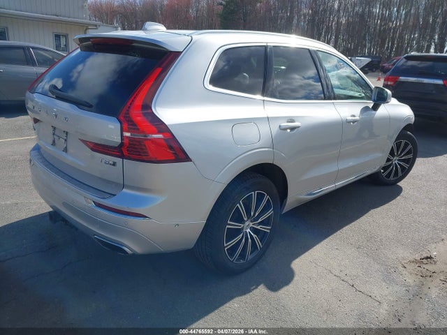 2019 VOLVO XC60 LYV102RLXKB235721 Photo 3