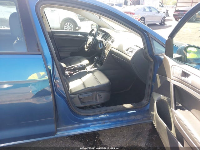 2020 Volkswagen Golf 1.4t Tsi მანქანა იყიდება აუქციონზე, vin: 3VWG57AU8LM004435, აუქციონის ნომერი: 44765593