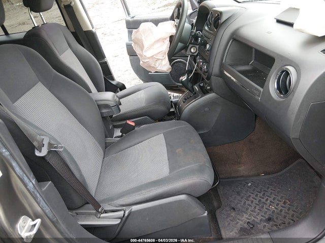 44765608 :رقم المزاد ، 1C4NJPBB9DD250684 vin ، 2013 Jeep Patriot Sport مزاد بيع