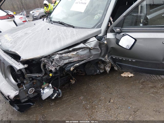 44765608 :رقم المزاد ، 1C4NJPBB9DD250684 vin ، 2013 Jeep Patriot Sport مزاد بيع