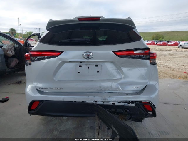 2023 Toyota Highlander Xle მანქანა იყიდება აუქციონზე, vin: 5TDKDRAH7PS030691, აუქციონის ნომერი: 44765618