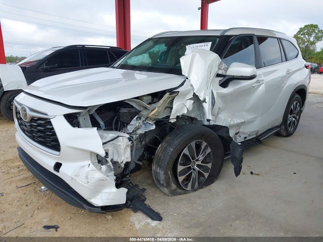 2023 Toyota Highlander Xle მანქანა იყიდება აუქციონზე, vin: 5TDKDRAH7PS030691, აუქციონის ნომერი: 44765618