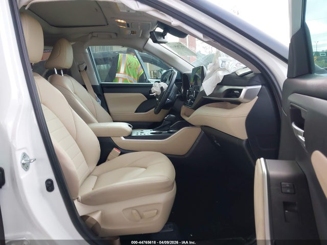 2023 Toyota Highlander Xle მანქანა იყიდება აუქციონზე, vin: 5TDKDRAH7PS030691, აუქციონის ნომერი: 44765618