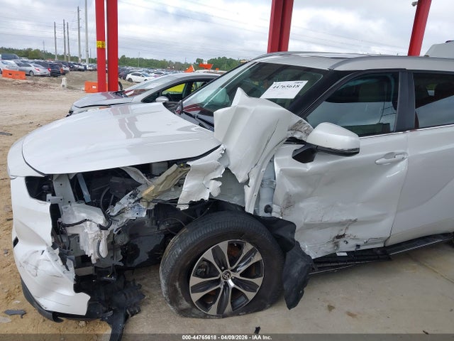 2023 Toyota Highlander Xle მანქანა იყიდება აუქციონზე, vin: 5TDKDRAH7PS030691, აუქციონის ნომერი: 44765618