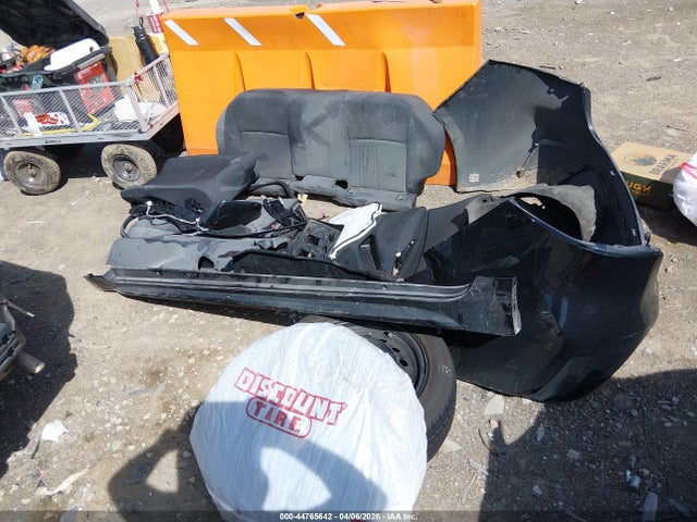44765642 :رقم المزاد ، 5YFEPMAE7NP335255 vin ، 2022 Toyota Corolla Le مزاد بيع
