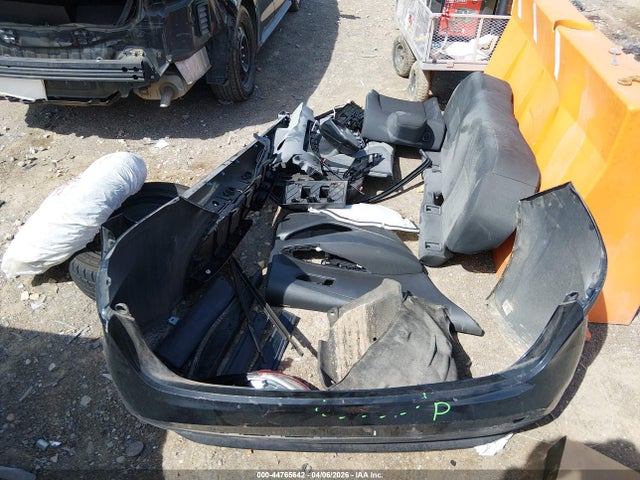 44765642 :رقم المزاد ، 5YFEPMAE7NP335255 vin ، 2022 Toyota Corolla Le مزاد بيع