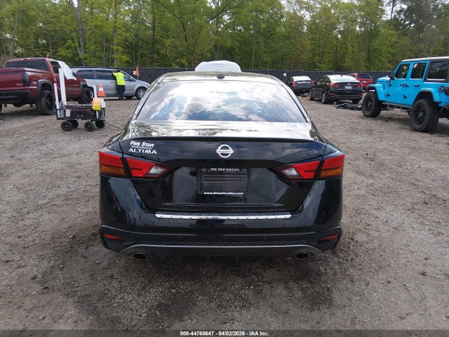 44765647 :رقم المزاد ، 1N4BL4CV0NN406259 vin ، 2022 Nissan Altima Sr Fwd مزاد بيع