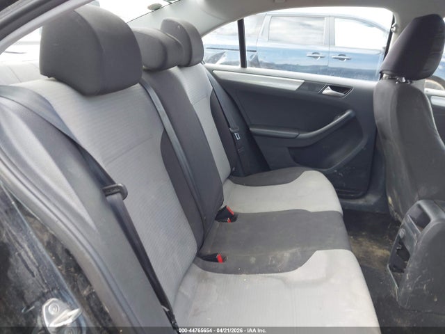 44765654 :رقم المزاد ، 3VW2B7AJ6HM342075 vin ، 2017 Volkswagen Jetta 1.4t S مزاد بيع
