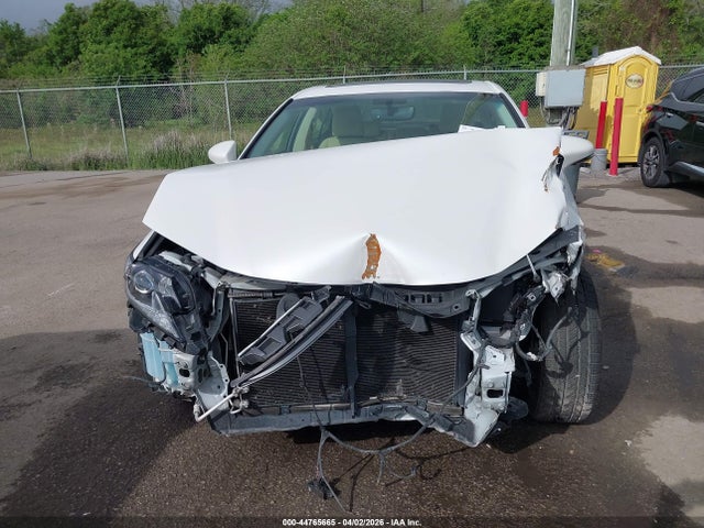 Продажа на аукционе авто 2016 Lexus Es 350, vin: JTHBK1GGXG2241413, номер лота: 44765665
